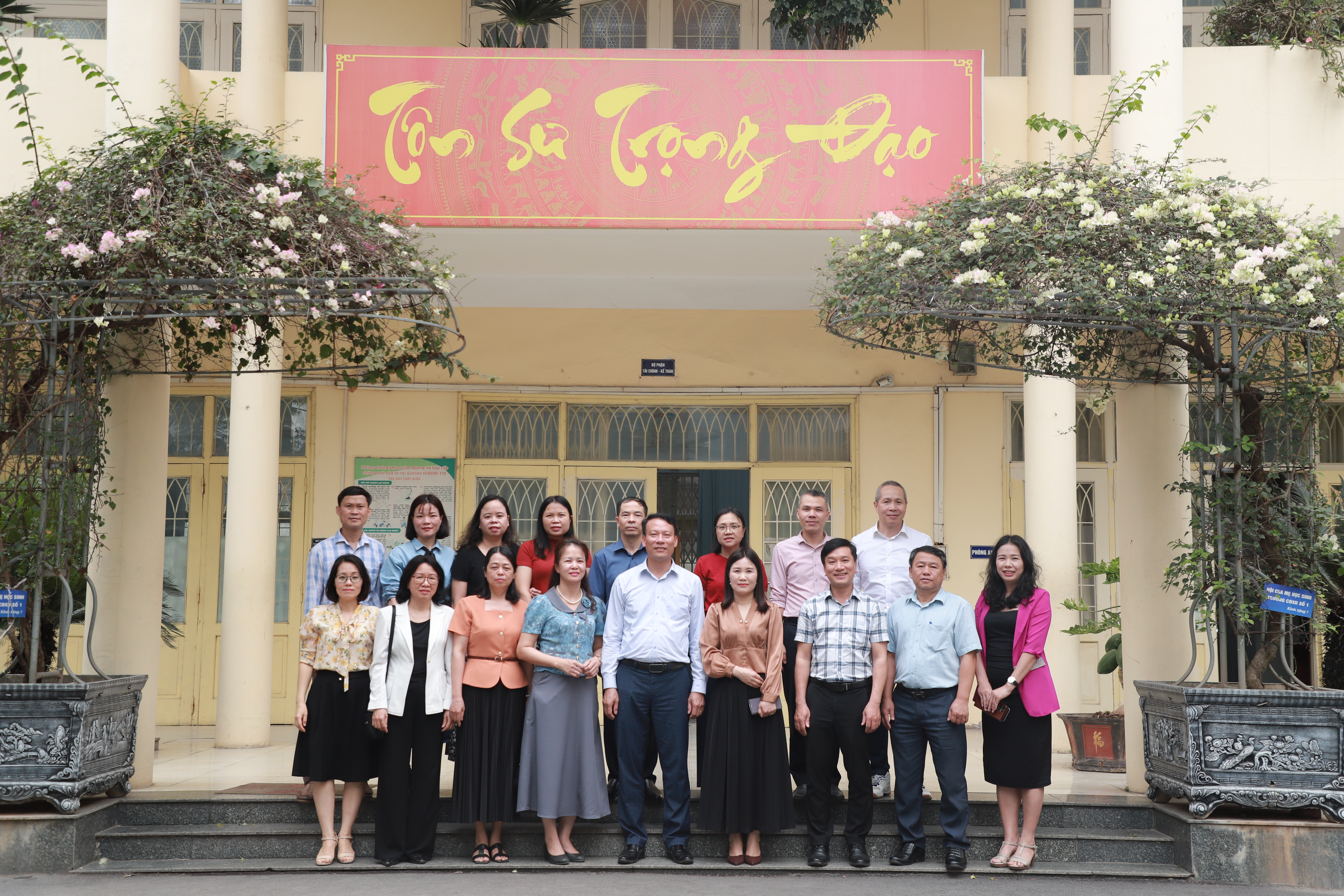 HỘI NGHỊ “TỔNG KẾT CÔNG TÁC TUYỂN SINH, LIÊN KẾT ĐÀO TẠO NĂM 2025 VÀ TRIỂN KHAI PHƯƠNG HƯỚNG, NHIỆM VỤ TUYỂN SINH, LIÊN KẾT ĐÀO TẠO NĂM 2026”