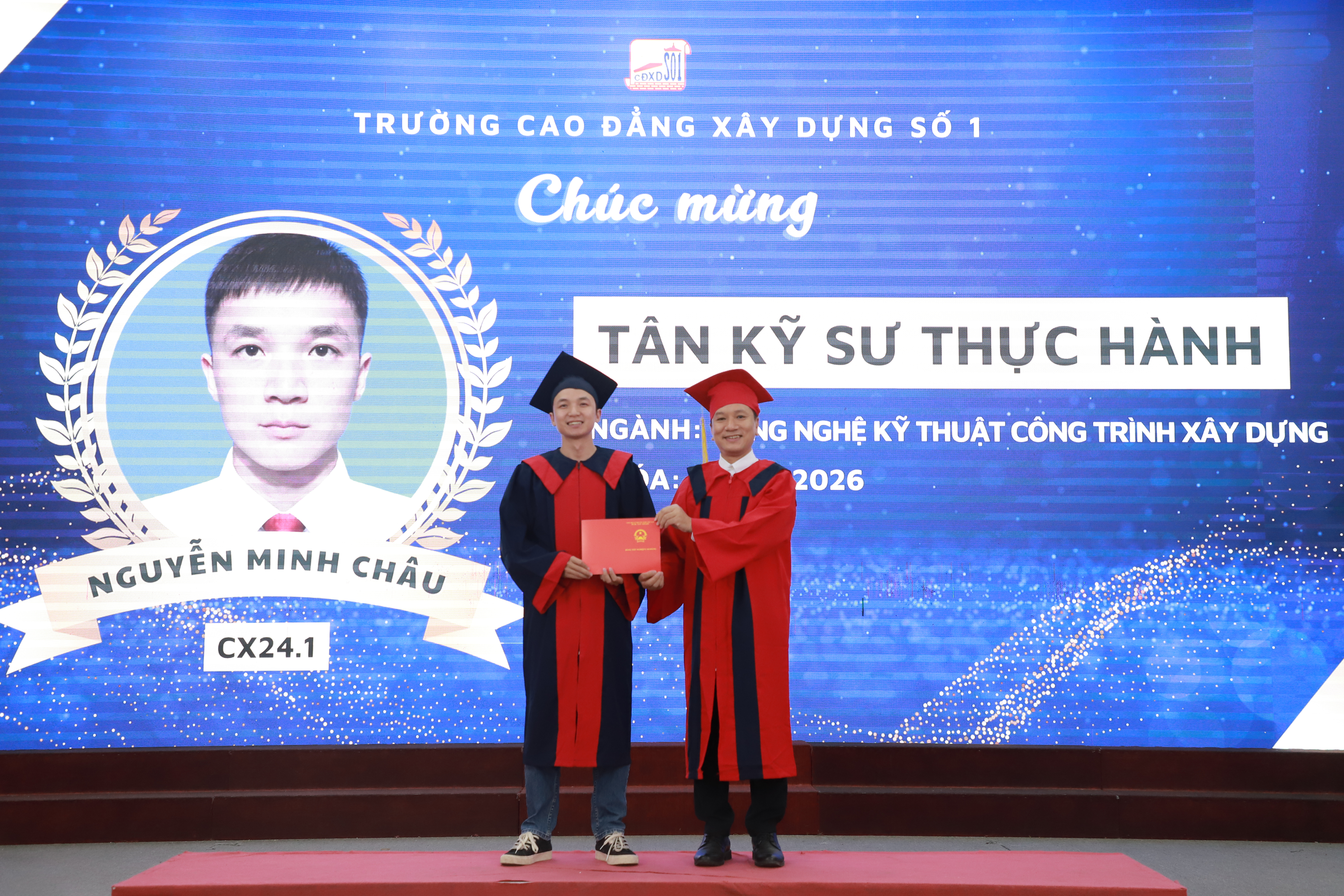 LỄ BẾ GIẢNG VÀ TRAO BẰNG TỐT NGHIỆP CHO TÂN KỸ SƯ THỰC HÀNH, TÂN CỬ NHÂN THỰC HÀNH KHÓA HỌC 2023 - 2026